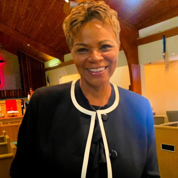 Reverend Thelisa Anthony web Vernon Chapel AME Church in Flint, MI
